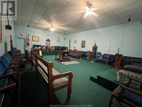 84 East West Road, Pelee Island, ON - Indoor Photo Showing Other Room