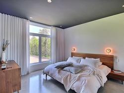 Master bedroom - 