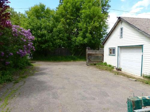 331 Pacific Avenue, Thunder Bay, ON - Outdoor