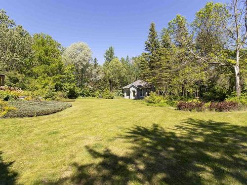 300 Riverside Drive, Thunder Bay, ON - Outdoor
