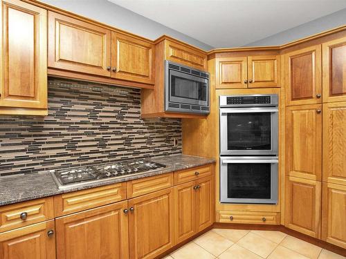 300 Riverside Drive, Thunder Bay, ON - Indoor Photo Showing Kitchen