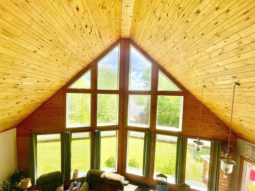 36 Bearpaw Drive, Wabigoon, ON - Indoor Photo Showing Other Room