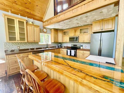 36 Bearpaw Drive, Wabigoon, ON - Indoor Photo Showing Kitchen