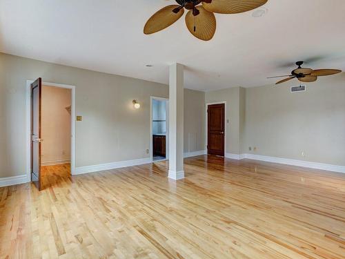 Master bedroom - 138 Av. Highfield, Mont-Royal, QC - Indoor Photo Showing Other Room