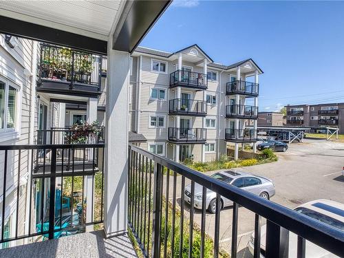 202-3855 11Th Ave, Port Alberni, BC - Outdoor