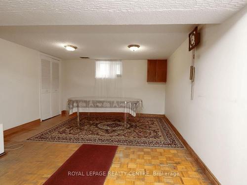 1275 Alexandra Ave, Mississauga, ON - Indoor Photo Showing Other Room