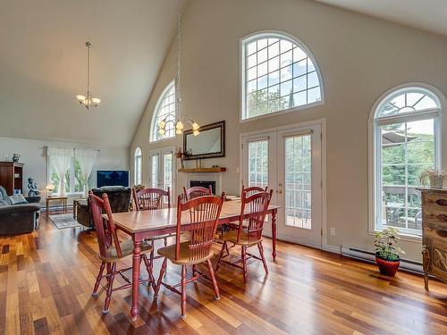 Dining room - 135  - 137 Rue Du Rapide, Mont-Tremblant, QC - Indoor With Fireplace