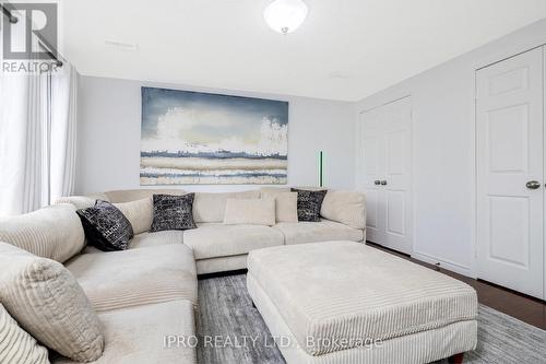 204 Main Street S, Halton Hills, ON - Indoor Photo Showing Living Room