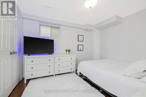 204 Main Street S, Halton Hills, ON - Indoor Photo Showing Bedroom