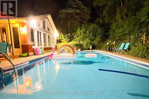 204 Main Street S, Halton Hills, ON - Outdoor With In Ground Pool