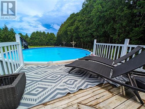 22745 Creek Road, Chatham, ON - Outdoor With Above Ground Pool