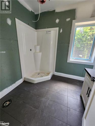 274 Echo Ridge Road, Kearney, ON - Indoor Photo Showing Bathroom