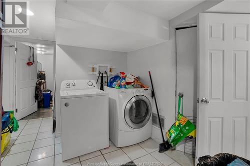 412 Prince Road, Windsor, ON - Indoor Photo Showing Laundry Room