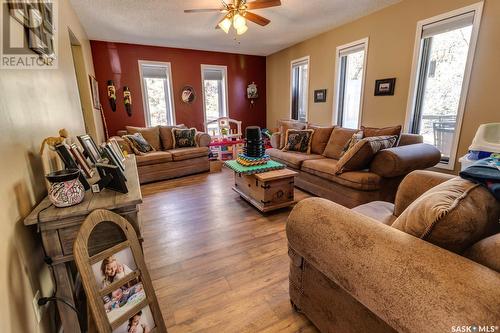 Rm Abernethy Acreage, Abernethy Rm No. 186, SK - Indoor Photo Showing Living Room