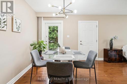 1426 Chalice Crescent, Mississauga, ON - Indoor Photo Showing Dining Room