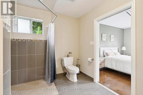 1426 Chalice Crescent, Mississauga, ON - Indoor Photo Showing Bathroom
