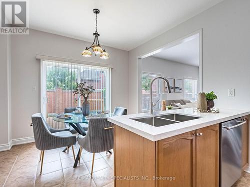 28 Crystal Glen Crescent, Brampton, ON - Indoor Photo Showing Kitchen With Double Sink