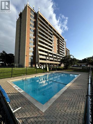 Ph1214 - 2929 Aquitaine Avenue, Mississauga, ON - Outdoor With In Ground Pool