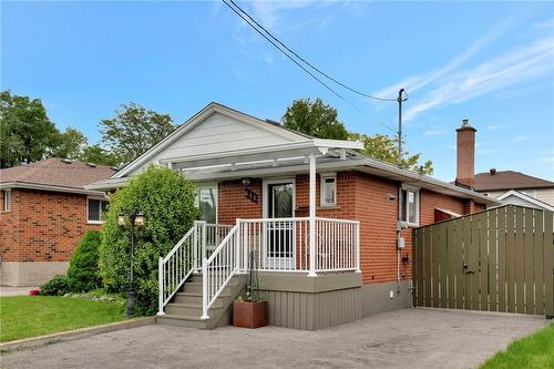 411 East 15Th Street, Hamilton, ON - Outdoor With Deck Patio Veranda