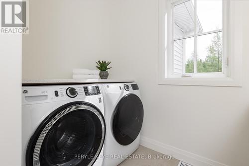 303 Clearwater Lake Road, Huntsville, ON - Indoor Photo Showing Laundry Room