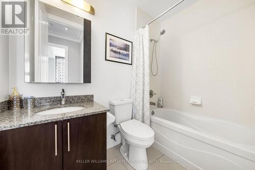 Uph8 - 60 South Town Centre Boulevard, Markham, ON - Indoor Photo Showing Bathroom