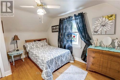 40 Mcdonald Avenue, Thorold, ON - Indoor Photo Showing Bedroom