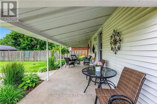 40 Mcdonald Avenue, Thorold, ON - Outdoor With Deck Patio Veranda With Exterior