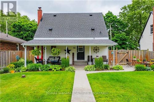 40 Mcdonald Avenue, Thorold, ON - Outdoor With Deck Patio Veranda