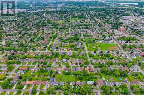 40 Mcdonald Avenue, Thorold, ON - Outdoor With View