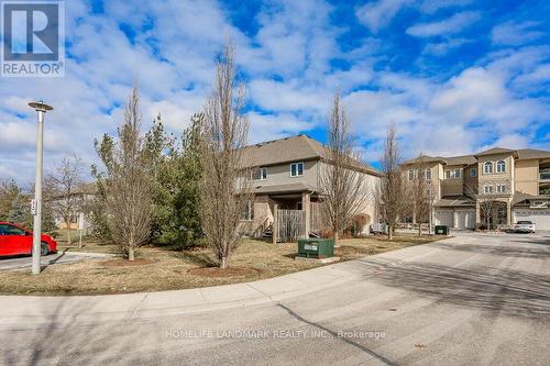 27 - 255 Summerfield Drive, Guelph (Pine Ridge), ON - Outdoor