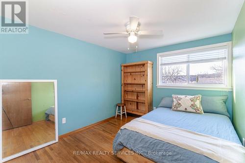 62 Ambleside Drive, Brampton, ON - Indoor Photo Showing Bedroom