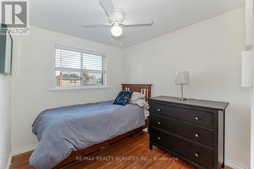 62 Ambleside Drive, Brampton, ON - Indoor Photo Showing Bedroom