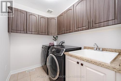 7 Swanton Road, Brampton, ON - Indoor Photo Showing Laundry Room