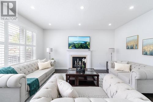 7 Swanton Road, Brampton (Credit Valley), ON - Indoor Photo Showing Living Room With Fireplace