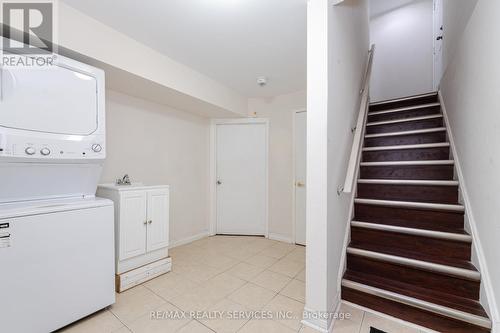 7 Swanton Road, Brampton (Credit Valley), ON - Indoor Photo Showing Laundry Room