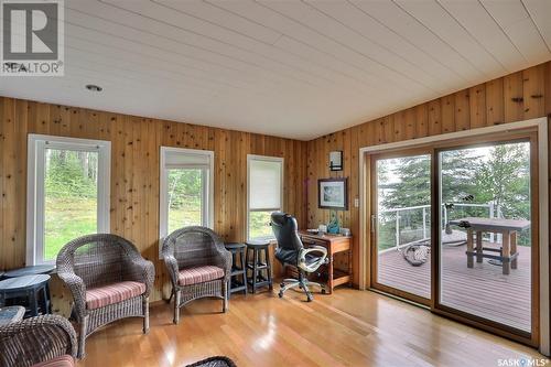 Arrowhead Island, Lac La Ronge, SK - Indoor Photo Showing Living Room