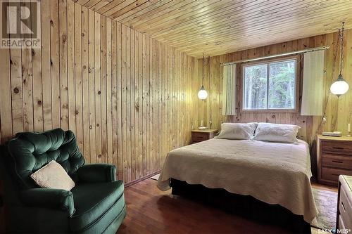 Arrowhead Island, Lac La Ronge, SK - Indoor Photo Showing Bedroom