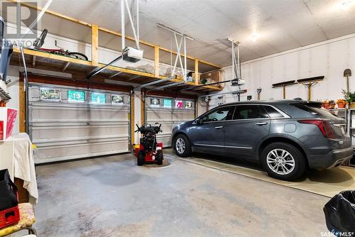 4831 Taylor Crescent, Regina, SK - Indoor Photo Showing Garage