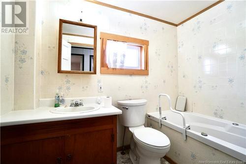 55 Elm Park, St. Stephen, NB - Indoor Photo Showing Bathroom