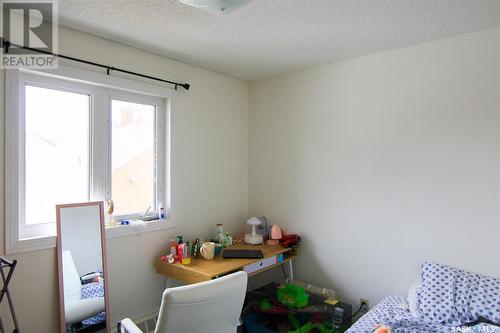 144 First Avenue N, Yorkton, SK - Indoor Photo Showing Bedroom