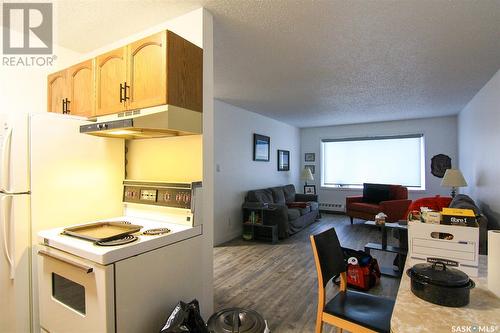 144 First Avenue N, Yorkton, SK - Indoor Photo Showing Laundry Room