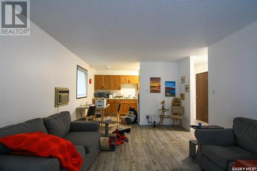 144 First Avenue N, Yorkton, SK - Indoor Photo Showing Living Room