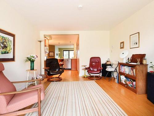 Salle familiale - 501  - 503 Rue St-Patrice, Saint-Patrice-De-Sherrington, QC - Indoor Photo Showing Living Room