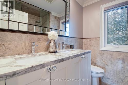 14 Navy Crescent, Brampton, ON - Indoor Photo Showing Bathroom