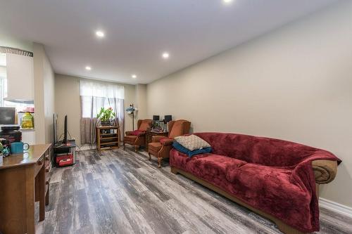 19 George Street, Richmond Hill, ON - Indoor