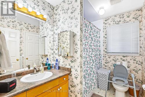 34 Reid Crescent, Collingwood, ON - Indoor Photo Showing Bathroom