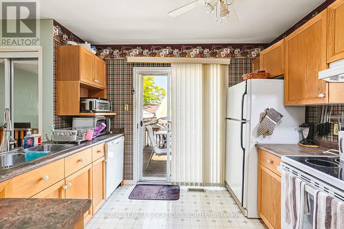 34 Reid Crescent, Collingwood, ON - Indoor Photo Showing Kitchen