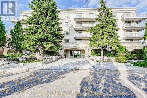 315 - 2500 Rutherford Road, Vaughan, ON - Outdoor With Balcony With Facade