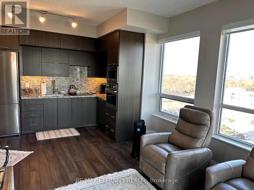 906 - 120 Harrison Garden Boulevard, Toronto (Willowdale East), ON - Indoor Photo Showing Kitchen