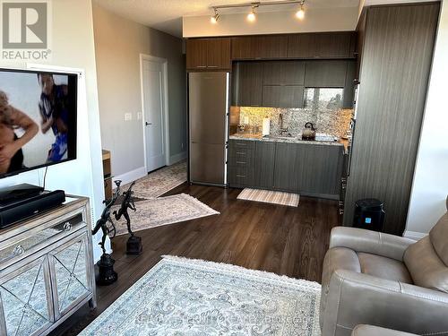 906 - 120 Harrison Garden Boulevard, Toronto (Willowdale East), ON - Indoor Photo Showing Kitchen